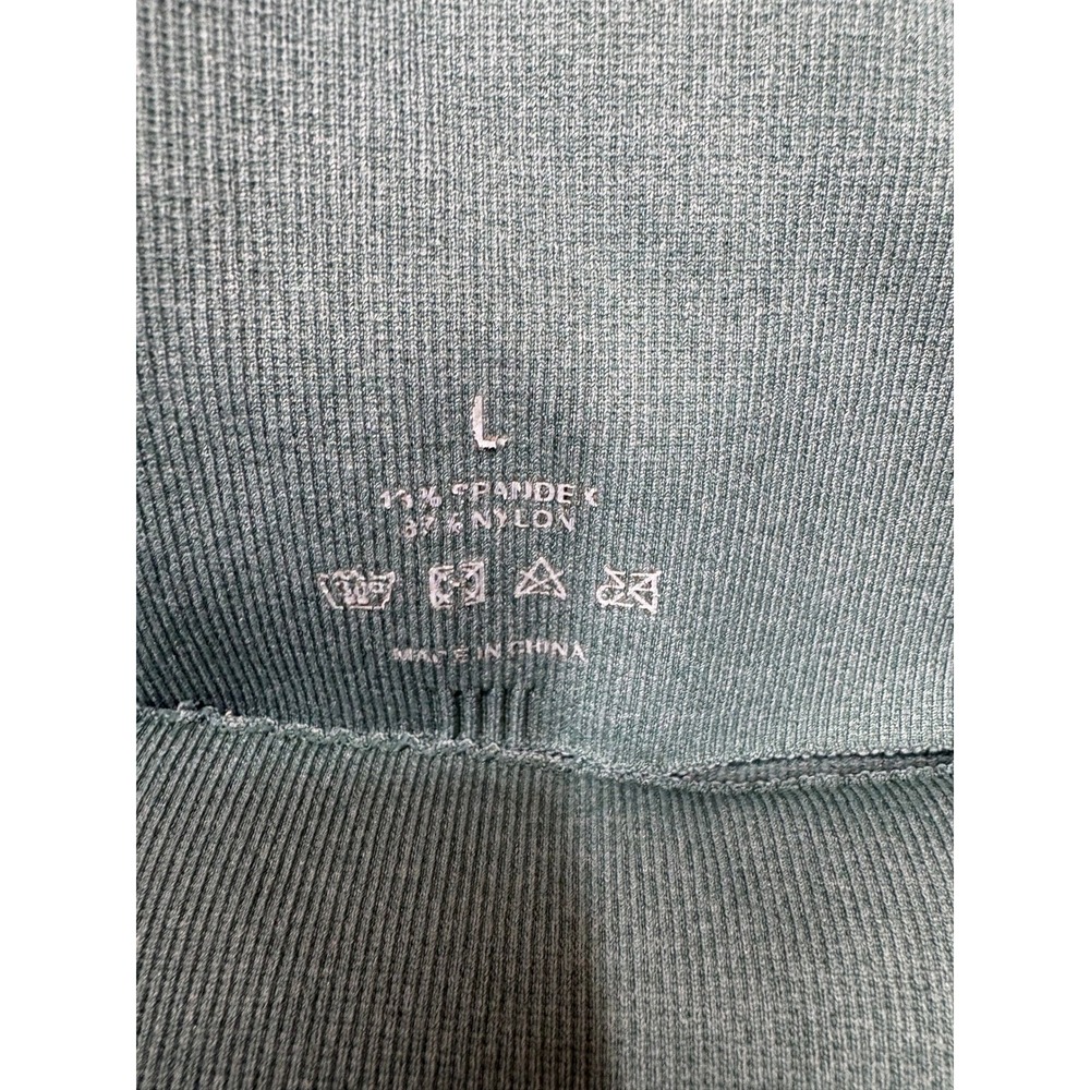 NVGTN Contour Seamless Sage Green High Waisted Scrunch Gym Shorts Activewear L - Picture 5 of 6